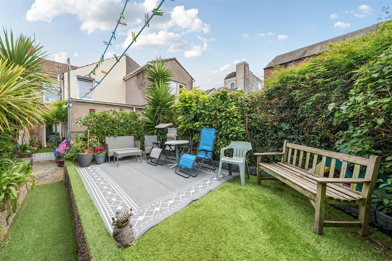 Henrietta Street, Swansea, SA1 4HW